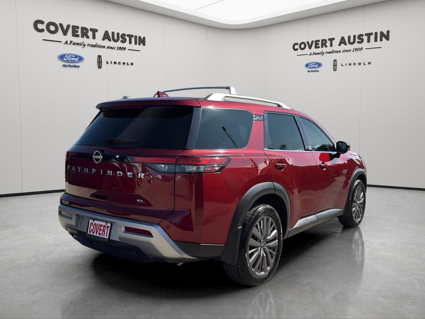 Used 2023 Nissan Pathfinder SL w/ SL Premium Package image 5