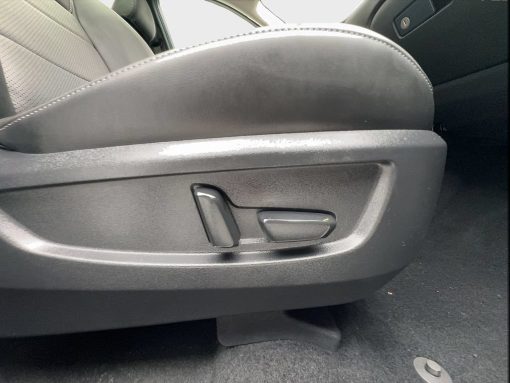 Used 2025 INFINITI QX50 Luxe AWD/4WD image 35