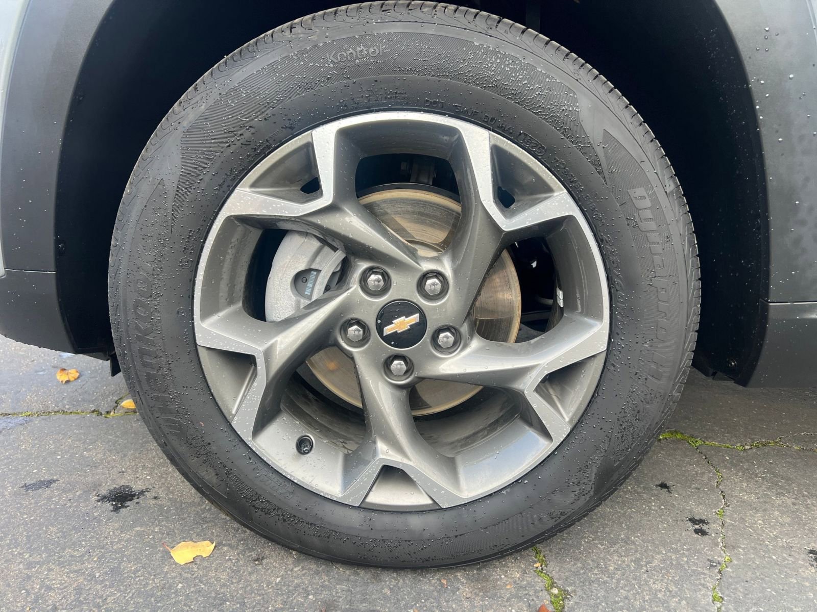 Used 2025 Chevrolet Trax LT w/ LT Convenience Package image 30