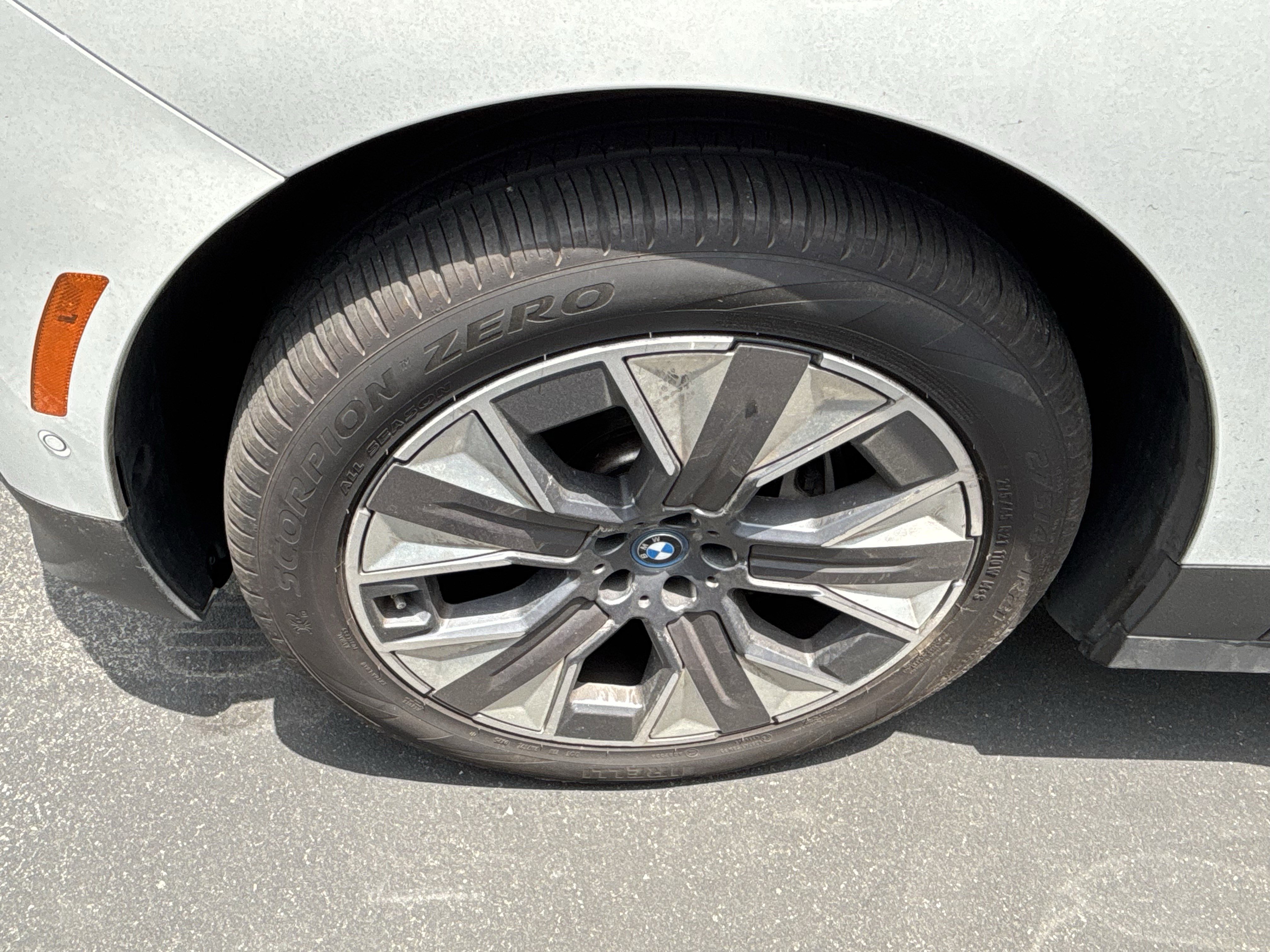 Certified 2024 BMW iX xDrive50 AWD/4WD image 34