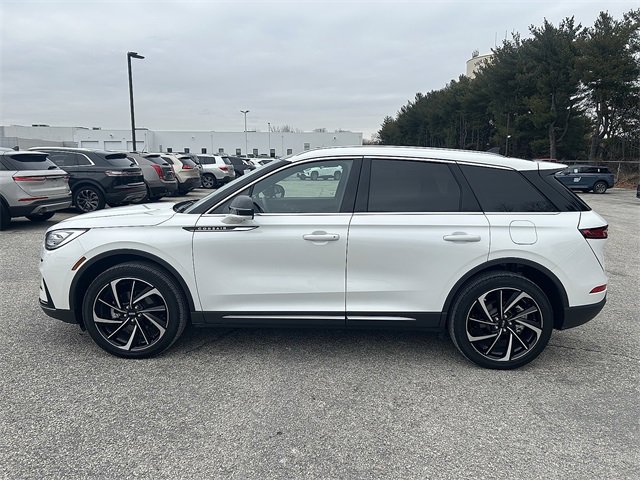 Used 2024 Lincoln Corsair Reserve w/ Equipment Group 201A image 2