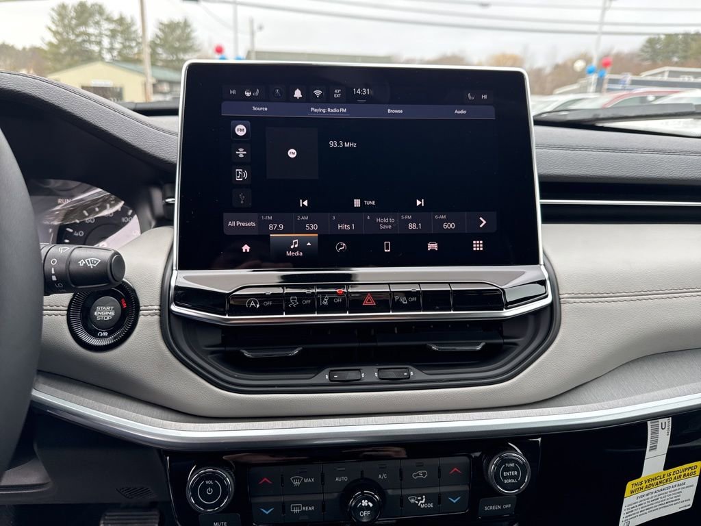 New 2026 Jeep Compass Limited image 12