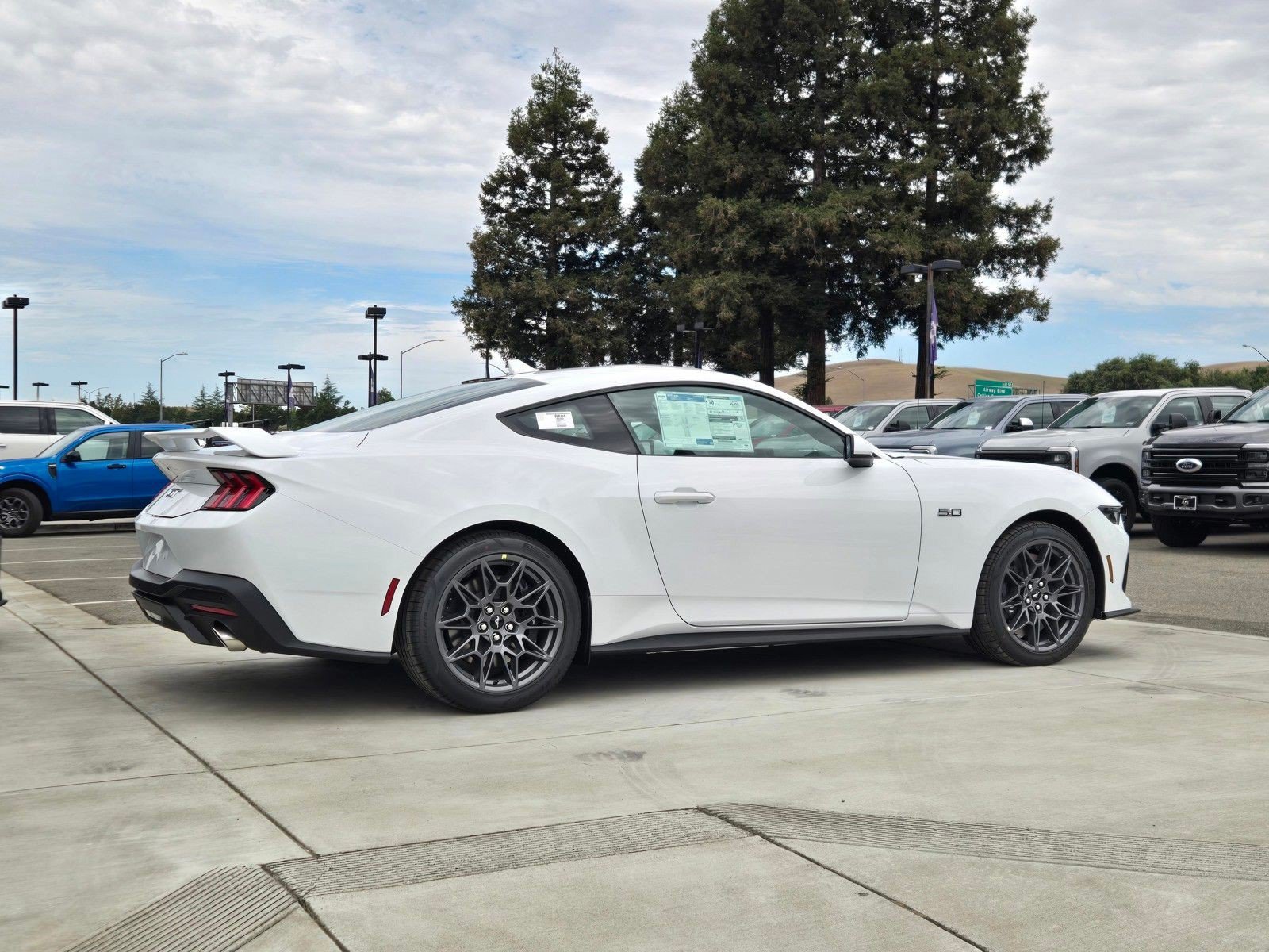 New 2026 Ford Mustang GT w/ GT Performance Package RWD image 5