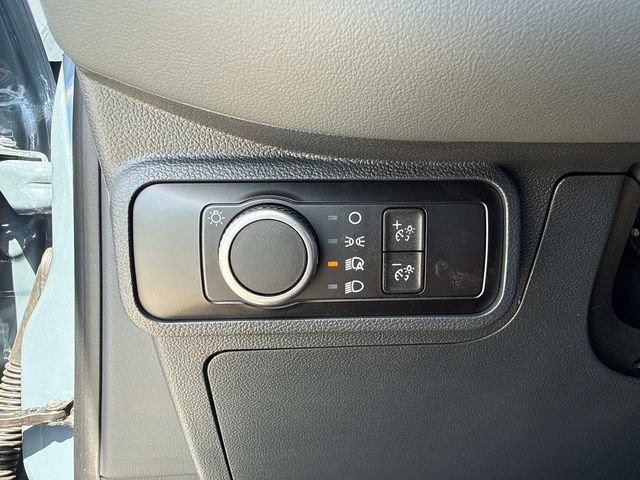 New 2027 Ford Explorer Active RWD image 33