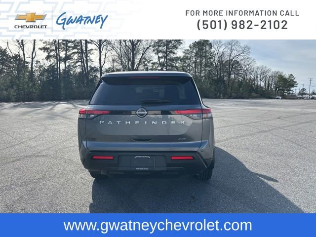 Used 2024 Nissan Pathfinder S image 6