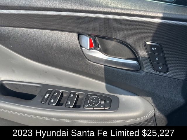 Used 2023 Hyundai Santa Fe Limited image 9