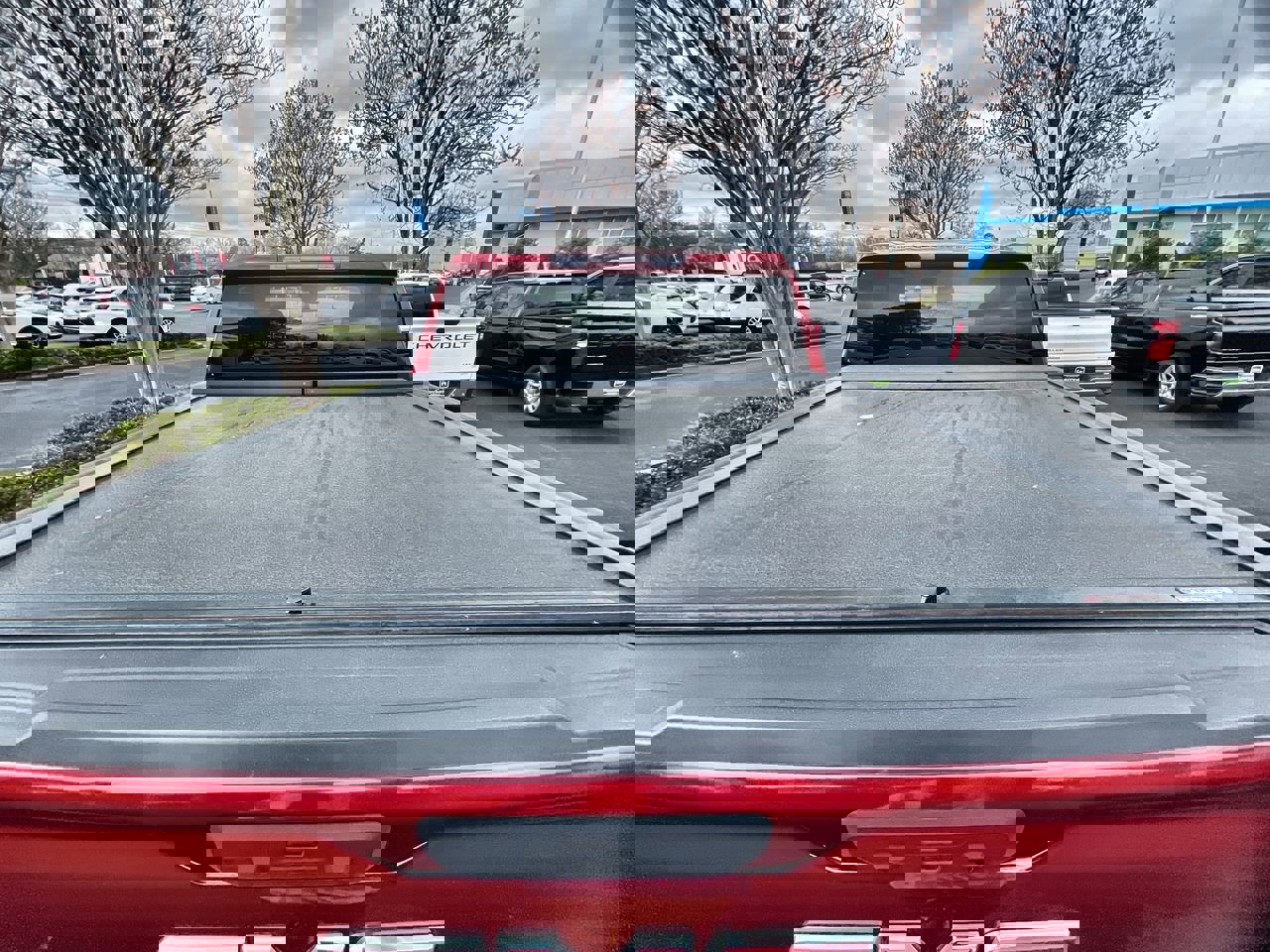 Used 2022 GMC Sierra 1500 SLT w/ SLT Convenience Package image 26