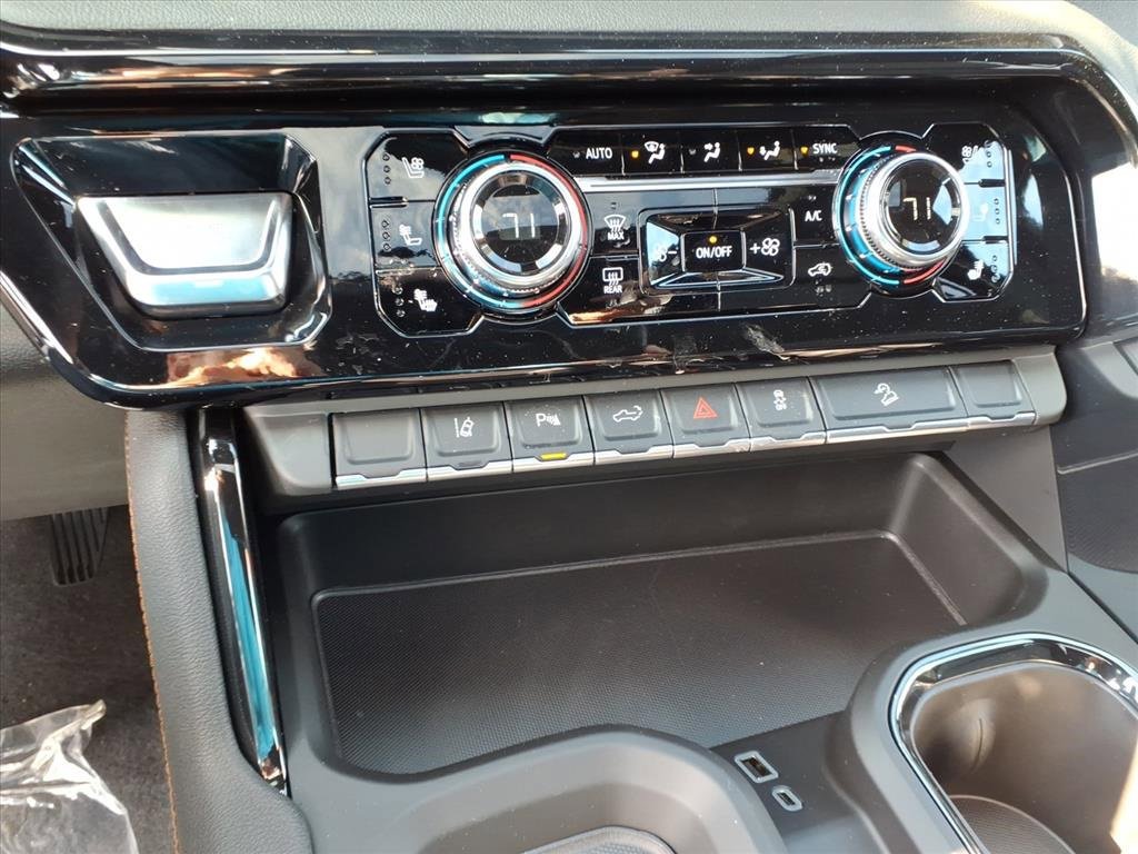 New 2026 GMC Sierra 2500 AT4 w/ AT4 Premium Plus Package image 12