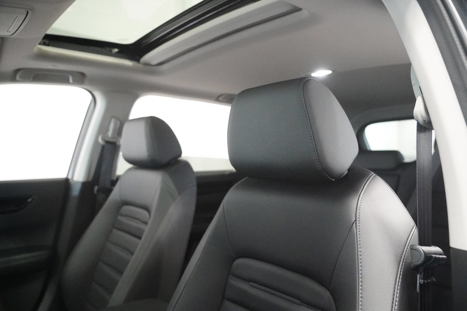 Used 2026 Honda CR-V EX-L image 12