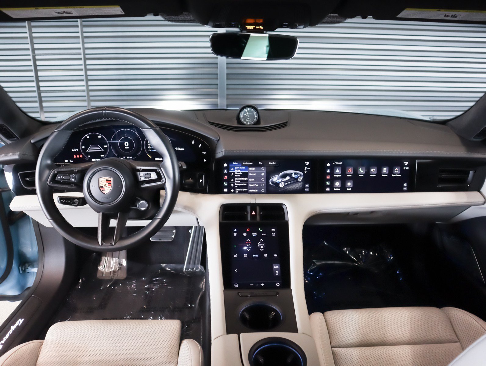 Certified 2022 Porsche Taycan Turbo AWD/4WD image 13