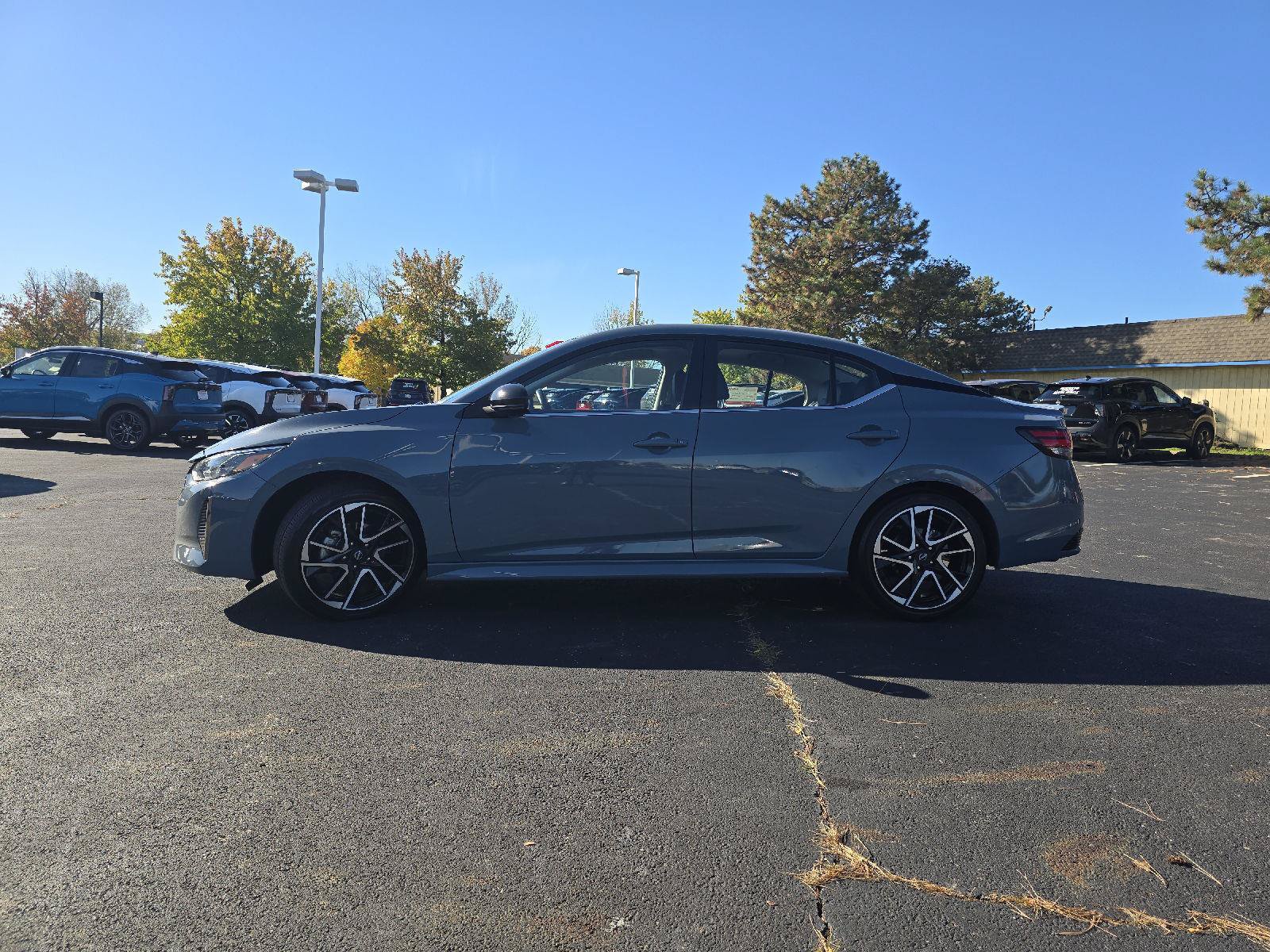 Certified 2025 Nissan Sentra SR w/ SR Premium Package FWD image 12