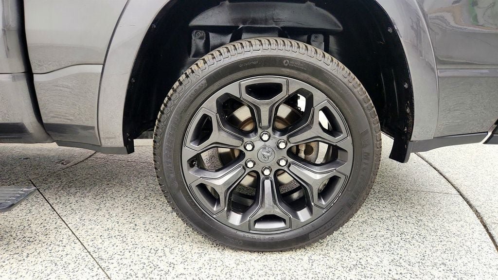 Used 2022 RAM 1500 Limited AWD/4WD image 9