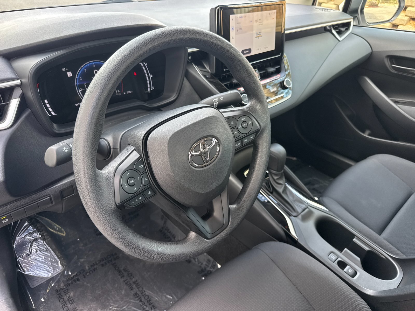 Used 2026 Toyota Corolla LE w/ LE Premium Package FWD image 10