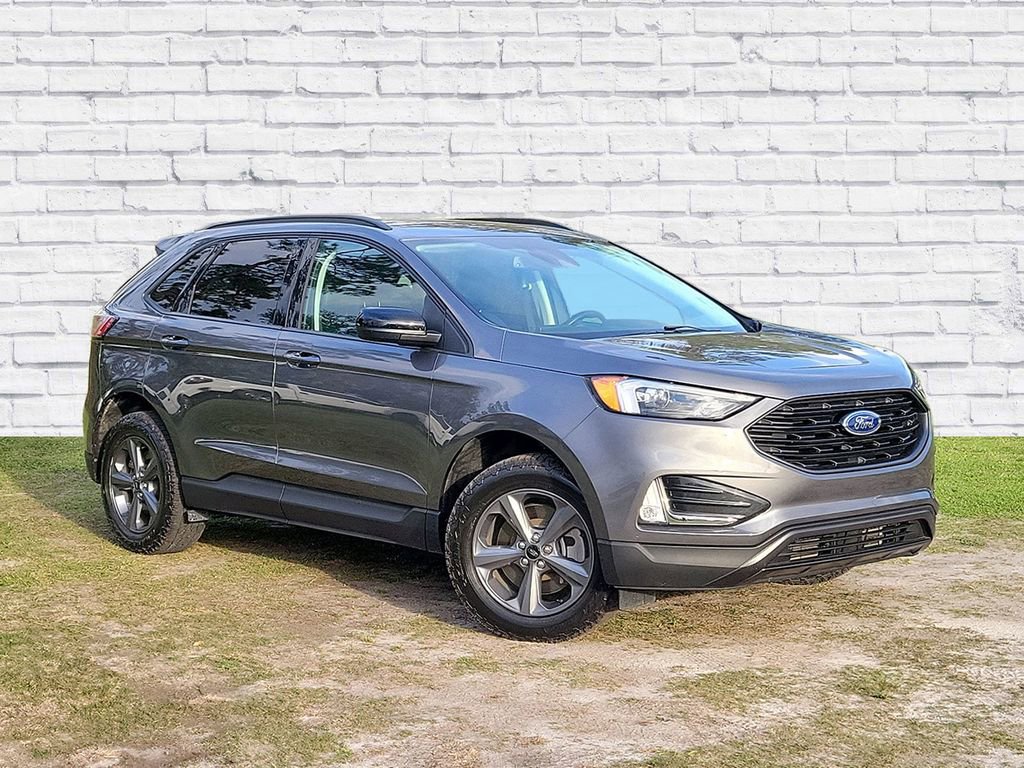 Used 2023 Ford Edge SEL w/ Sport Appearance Package image 1