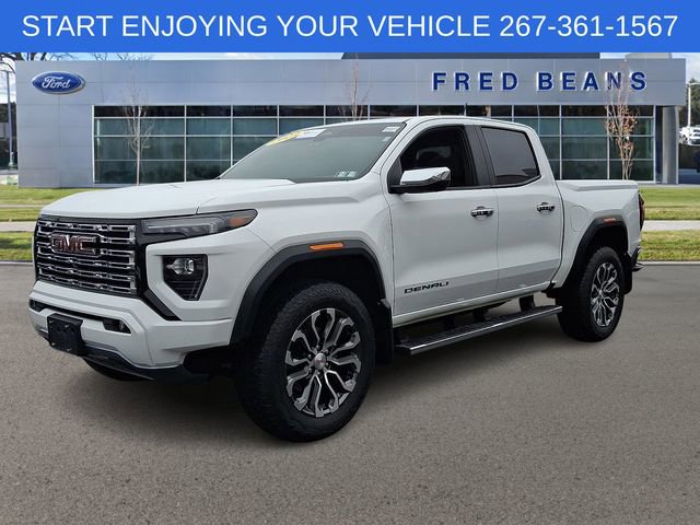Used 2023 GMC Canyon Denali image 4