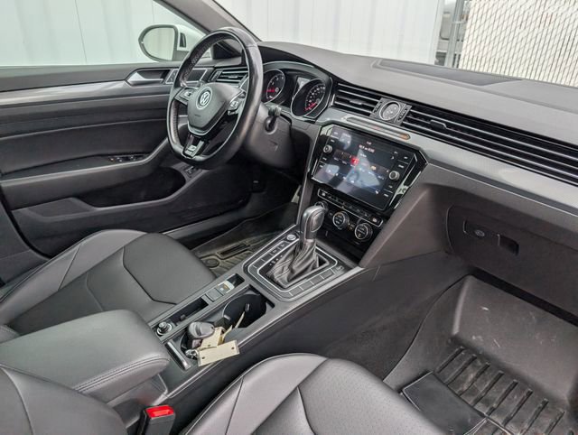Used 2019 Volkswagen Arteon SE FWD image 32