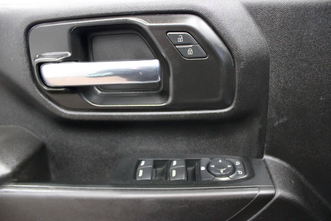 Used 2024 Chevrolet Silverado 2500 Custom w/ Custom Convenience Package AWD/4WD image 11