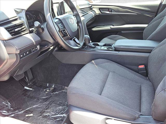 Used 2025 Toyota Camry LE FWD image 21