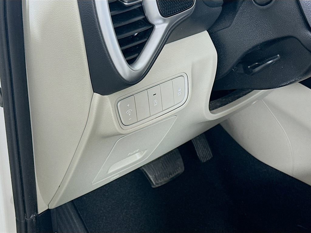 Used 2020 Kia Soul LX image 10