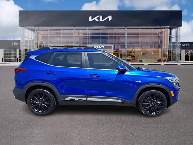 Used 2022 Kia Seltos Nightfall Edition AWD/4WD image 7