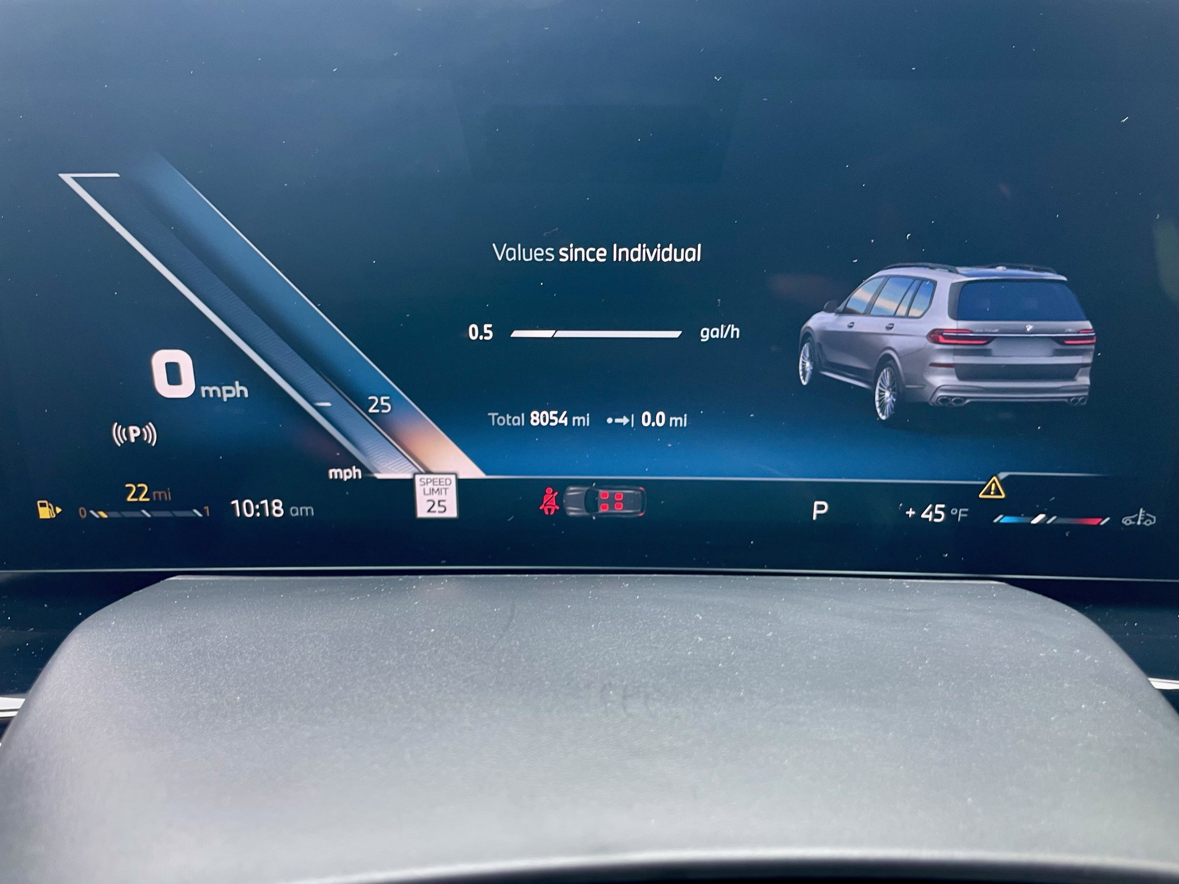 Used 2025 BMW ALPINA XB7 image 24