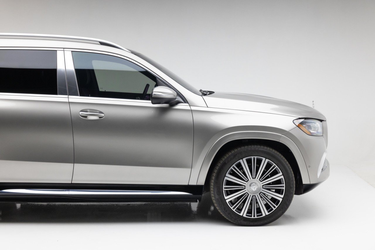 Used 2022 Mercedes-Benz Maybach GLS 600 4MATIC image 23