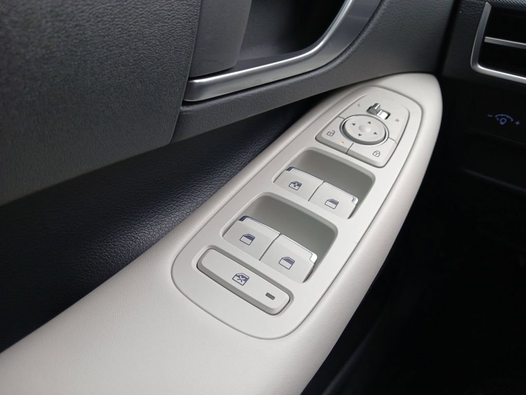 New 2026 Hyundai Sonata SE FWD image 19
