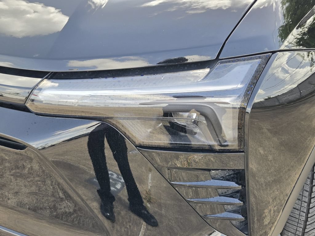 New 2025 Chevrolet Blazer EV LT w/ Midnight/Sport Edition FWD image 11