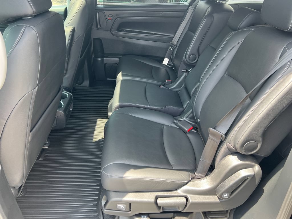 Used 2023 Honda Odyssey EX-L image 16
