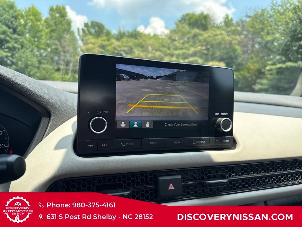 Used 2024 Honda HR-V LX image 16