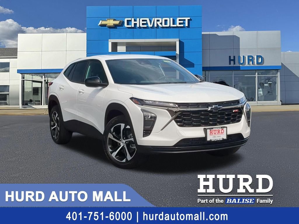 New 2026 Chevrolet Trax RS w/ Sunroof Package FWD image 1