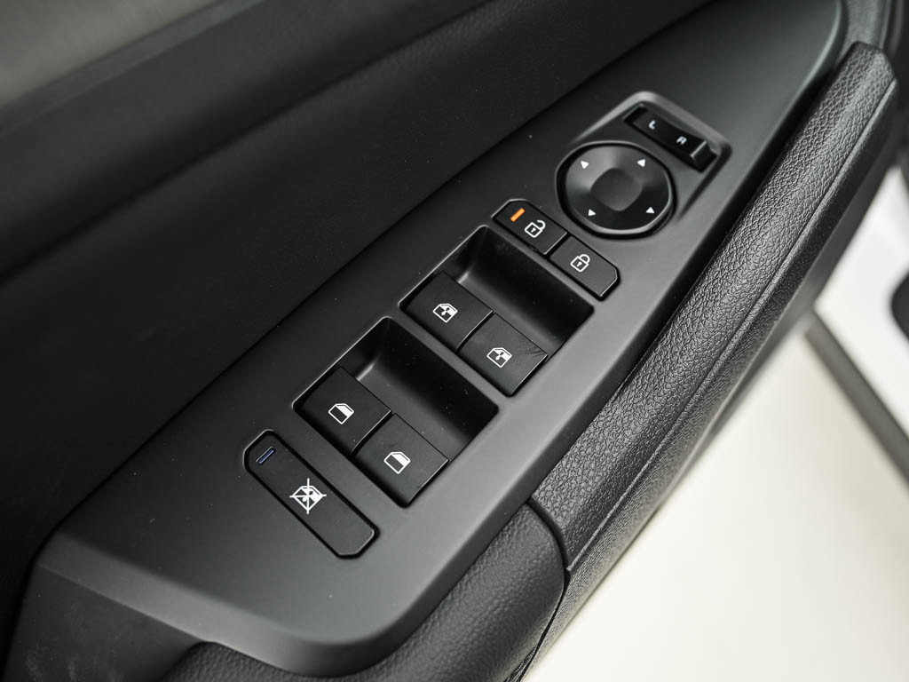 New 2026 Kia Sportage X-Line w/ X-Line Premium Package image 17