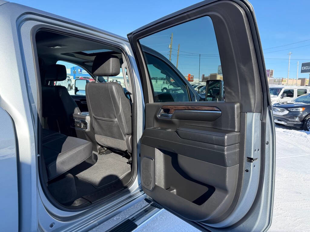 Used 2024 GMC Sierra 3500 SLT w/ SLT Premium Package image 56