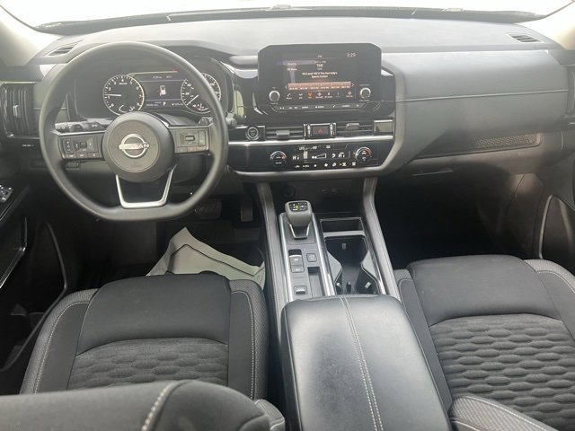 Used 2022 Nissan Pathfinder S image 13