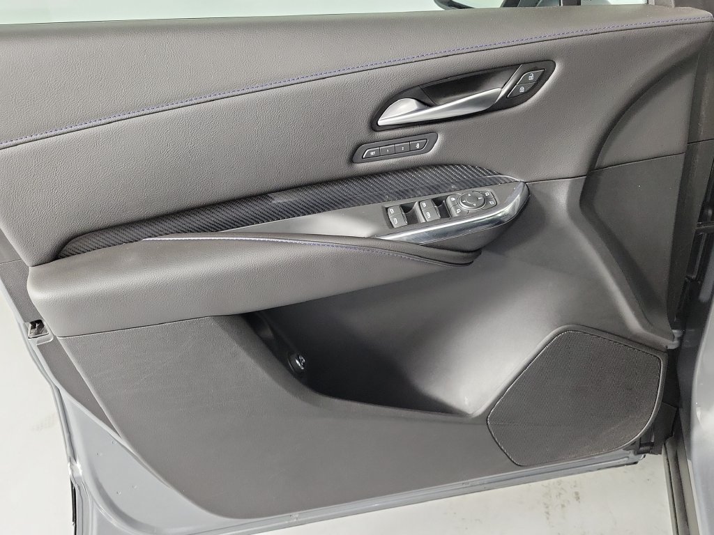 Used 2024 Cadillac XT4 Sport w/ Technology Package FWD image 20