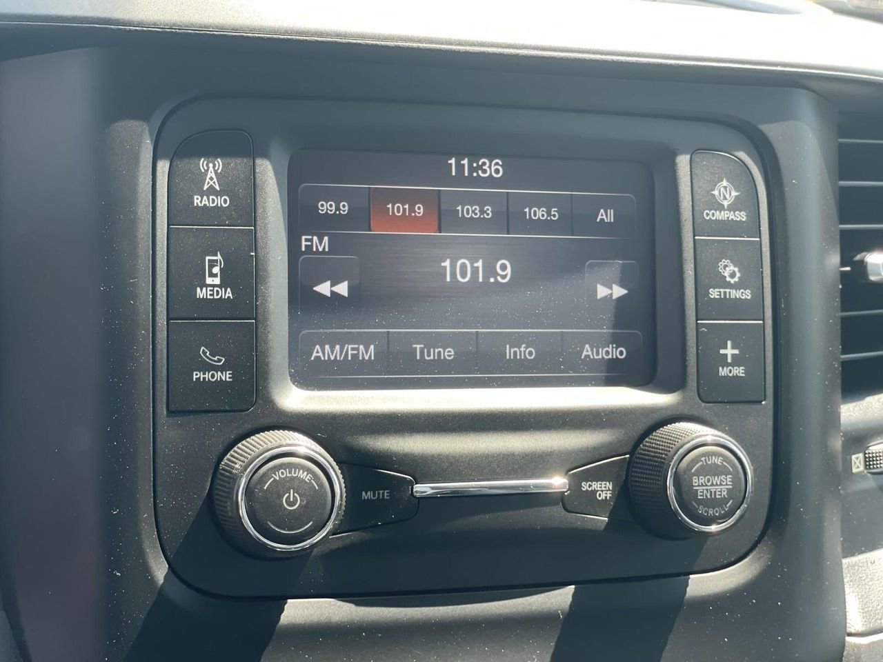 Used 2020 RAM 3500 Tradesman w/ Chrome Appearance Group image 31