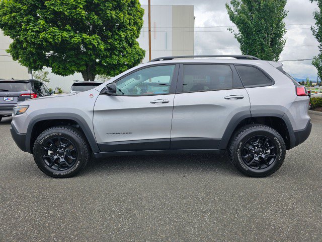 Used 2022 Jeep Cherokee Trailhawk w/ Premium Leather Package AWD/4WD image 6