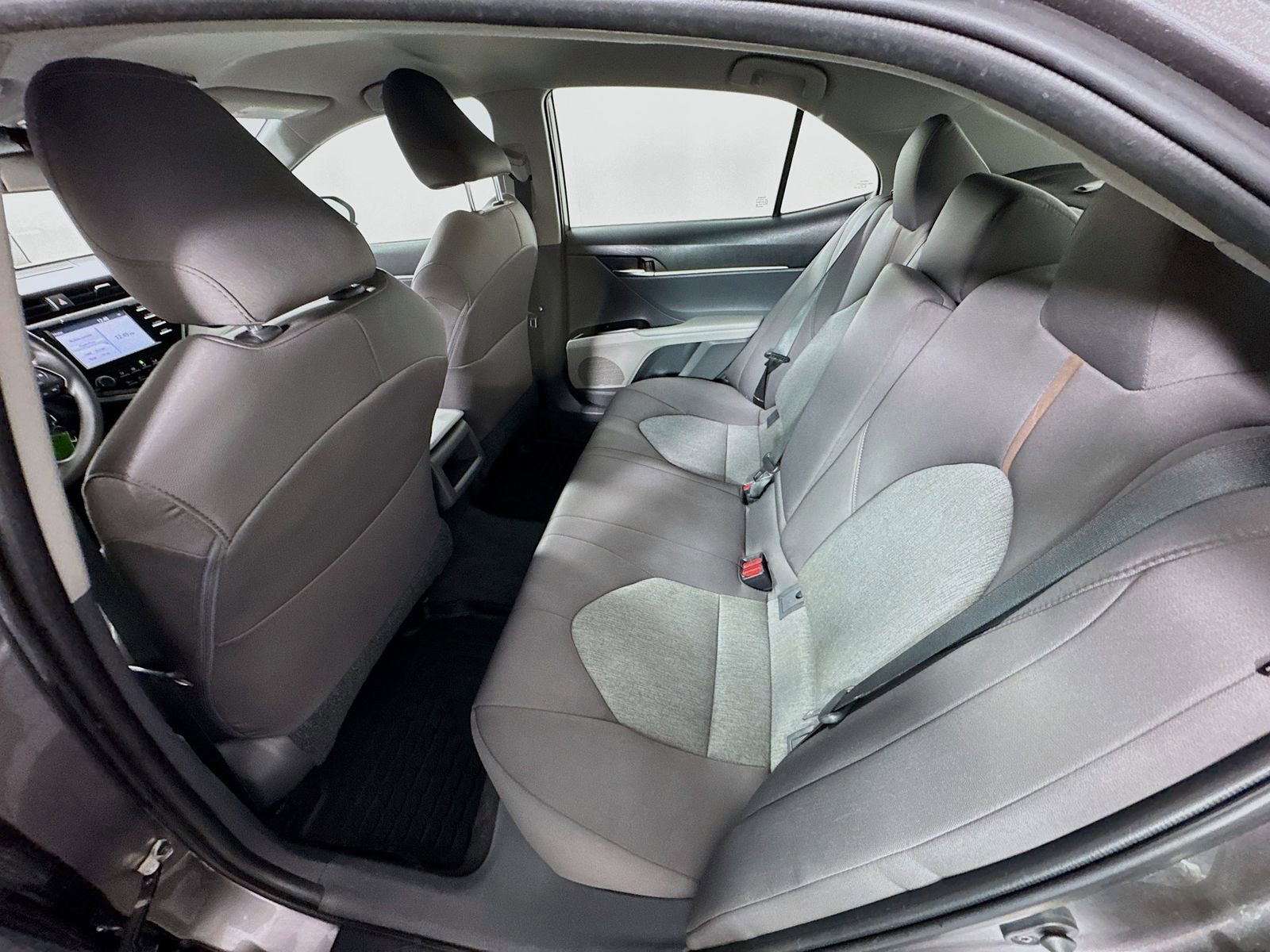 Certified 2019 Toyota Camry LE FWD image 19