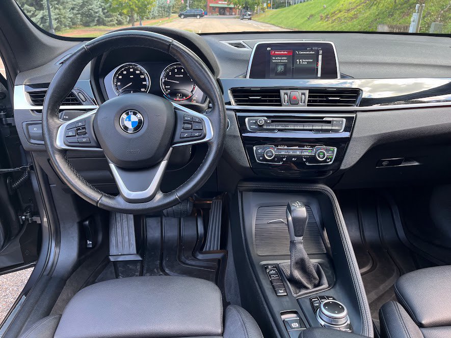 Used 2018 BMW X1 xDrive28i w/ Convenience Package AWD/4WD image 22