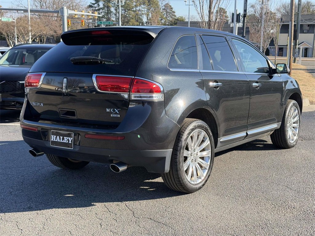 Used 2015 Lincoln MKX AWD w/ Equipment Group 102A image 20