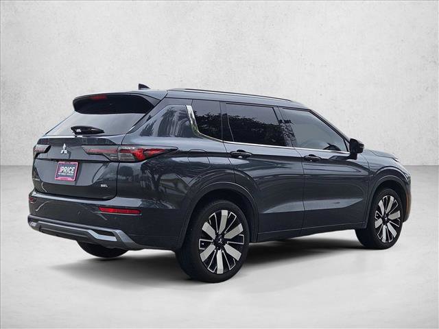 Used 2025 Mitsubishi Outlander SEL FWD image 5