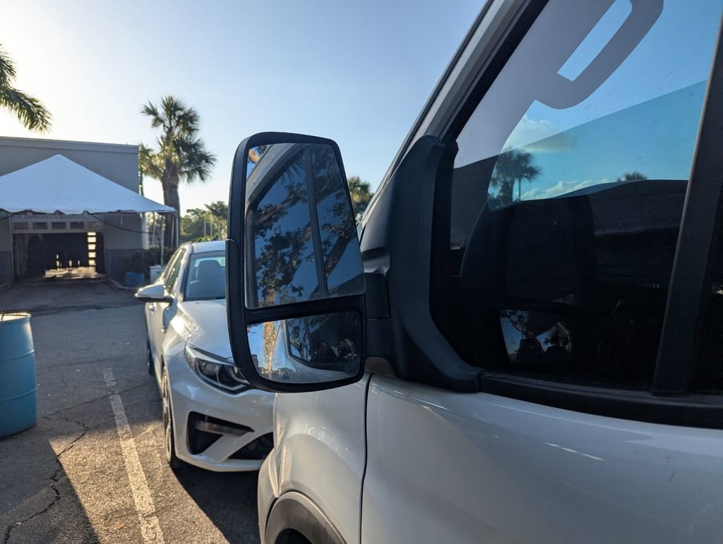 Used 2020 Ford Transit 250 Low Roof RWD image 17