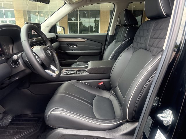 New 2026 Honda Pilot Elite image 9