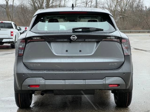 New 2026 Nissan Kicks S image 32