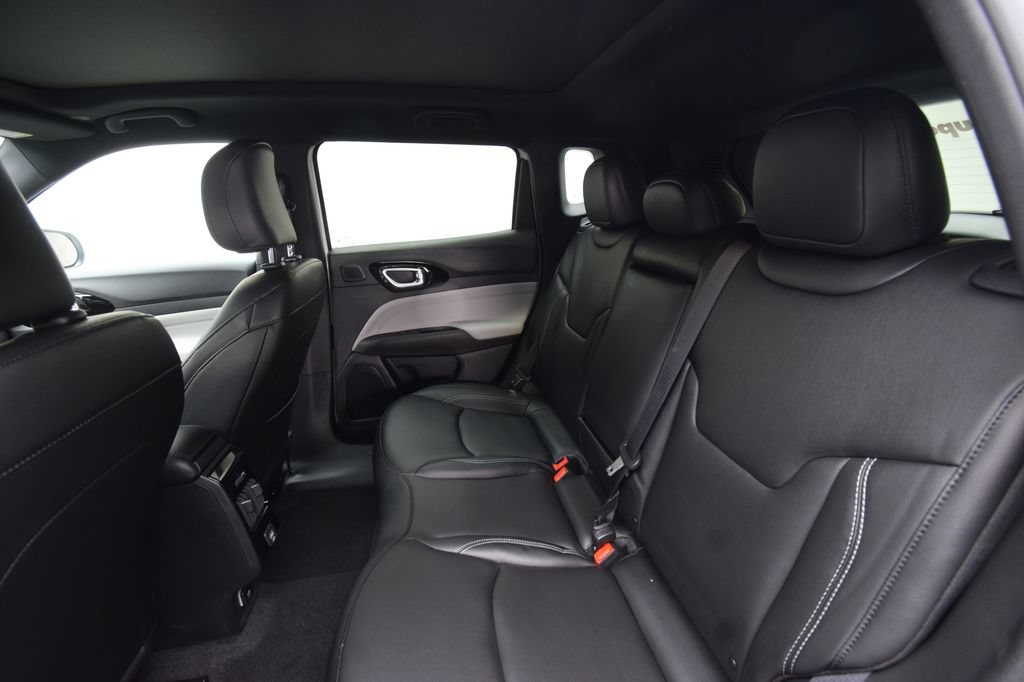 New 2026 Jeep Compass Limited w/ Sun, Sound & Navigation Group AWD/4WD image 31