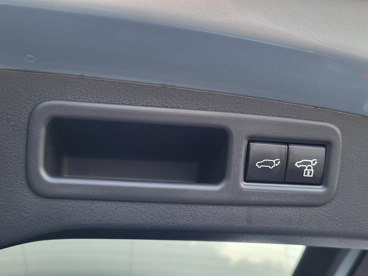 Used 2023 Lexus RX 350 Premium w/ Accessory Package image 6