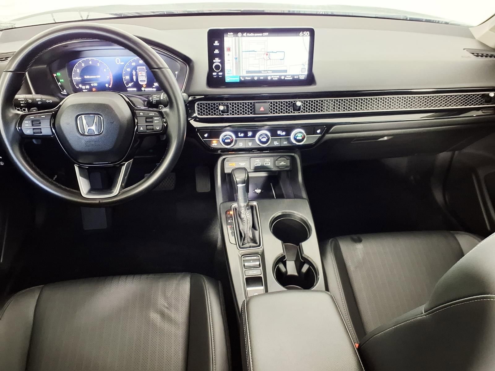 Used 2022 Honda Civic Touring image 11