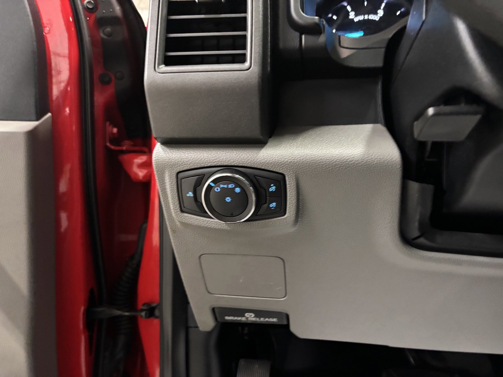 Used 2020 Ford F250 XL w/ STX Appearance Package image 18