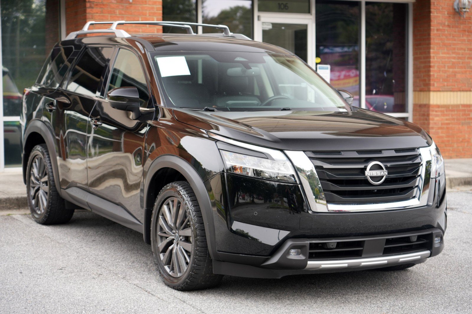 Used 2022 Nissan Pathfinder SL w/ SL Premium Package FWD image 52