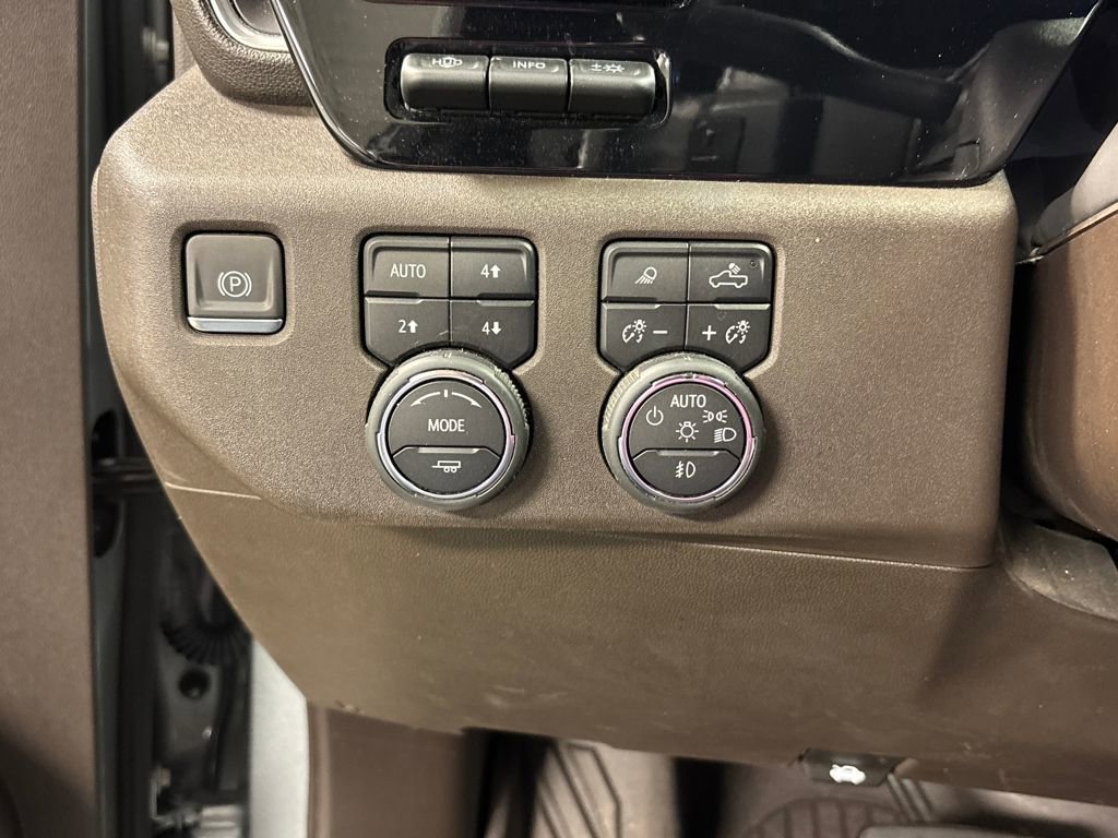 Certified 2024 Chevrolet Silverado 1500 LTZ image 34